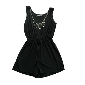 Pinc Black Romper Gold & Black Attachable Necklace